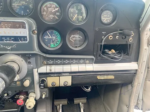 Copilot side of the panel